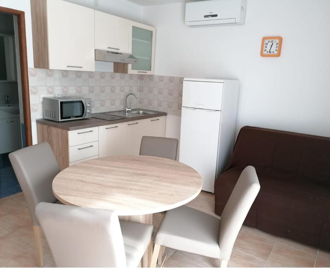 Apartment Niva Nin Eksteriør billede
