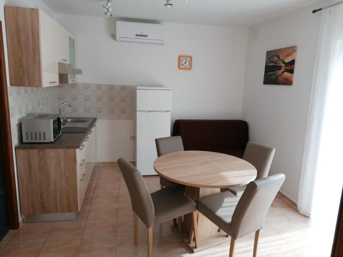 Apartment Niva Nin Eksteriør billede