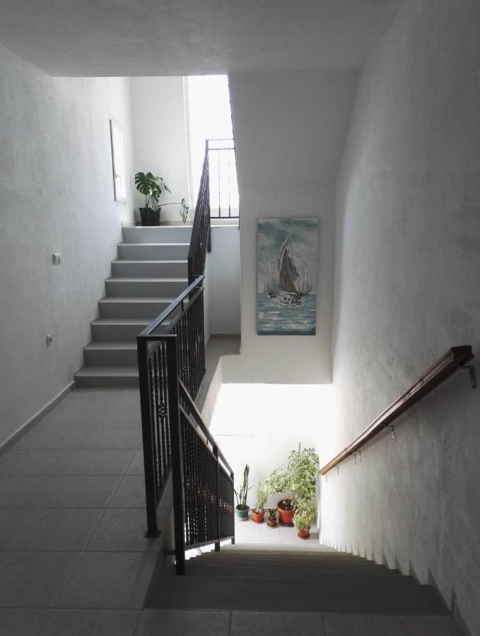 Apartment Niva Nin Eksteriør billede